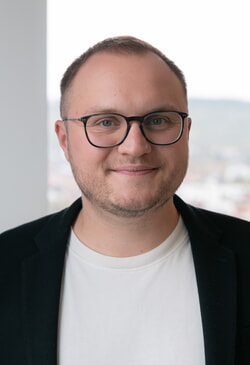 Portraitfoto von Jonathan Wein